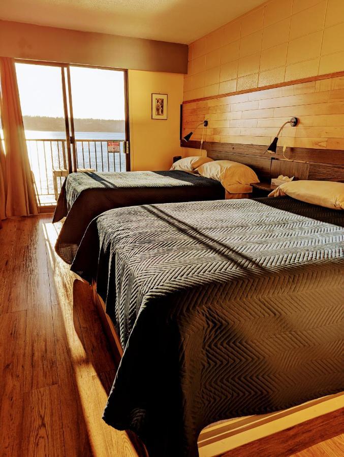 Above Tide Motel Campbell River Kültér fotó
